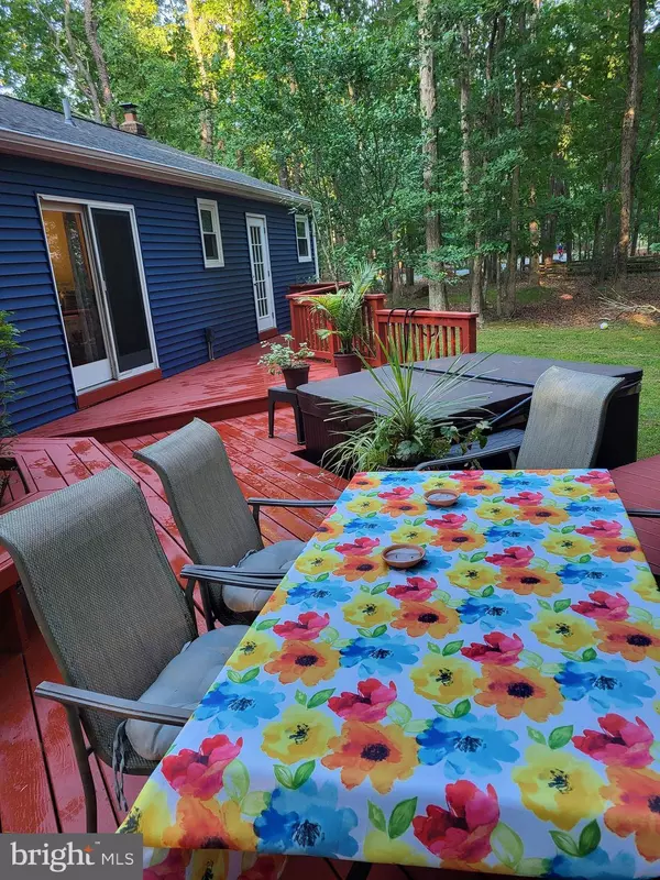 1 RED OAK DR, Tabernacle, NJ 08088