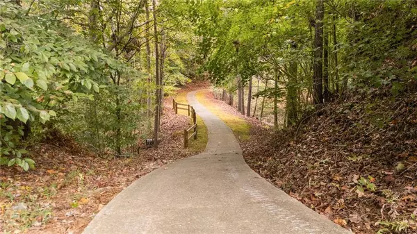 5322 Mulberry Bend CT, Flowery Branch, GA 30542