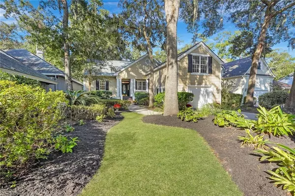 52 Wax Myrtle CT, Hilton Head Island, SC 29926