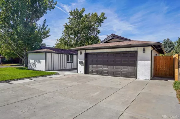 6005 Nelson ST, Arvada, CO 80004