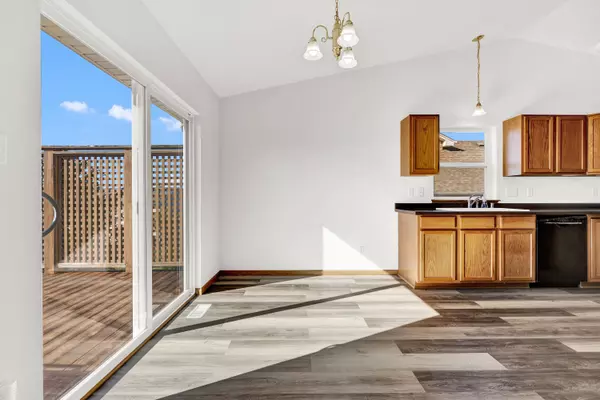 115 Acadia Ave, Hartford, WI 53027