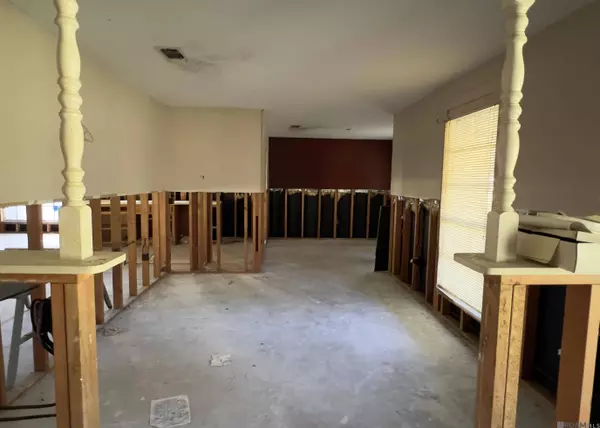 1502 STEPHEN DR, Denham Springs, LA 70726