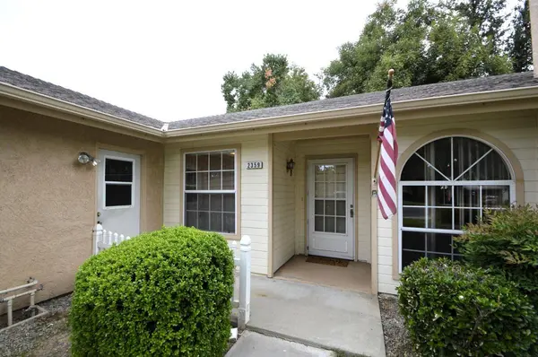 2359 Escalon Avenue, Clovis, CA 93611