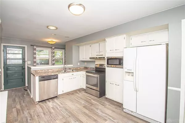 2185 Green Springs Drive, Dayton, OH 45440