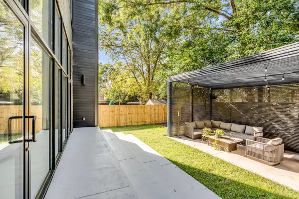 124 Grove St, Charleston, SC 29403