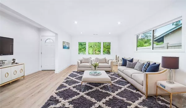 7851 Nita AVE, Canoga Park, CA 91304