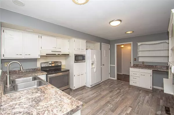 2185 Green Springs Drive, Dayton, OH 45440