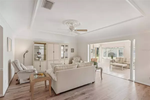 1 BARBUDA RD #13, Englewood, FL 34223