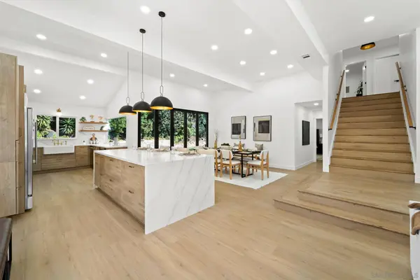 10230 Pinetree Dr, San Diego, CA 92131