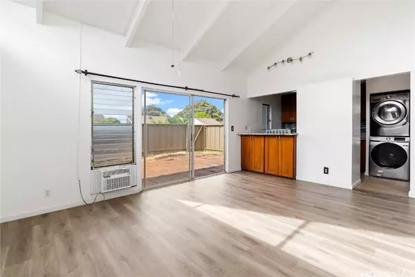 94-411 Lanikuhana PL #1076, Mililani, HI 96789