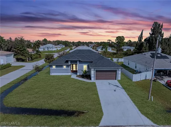 3218 44th ST SW, Lehigh Acres, FL 33976