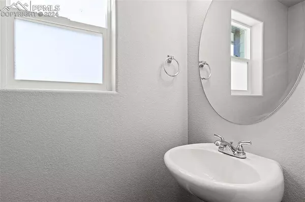 7617 Benecia DR, Fountain, CO 80817