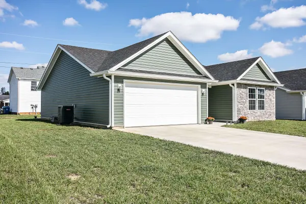 124 Michelle Ann CT, Harrodsburg, KY 40330