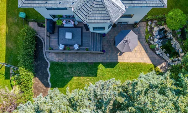 50 Hampstead CIR NW, Calgary, AB T3A 5J3