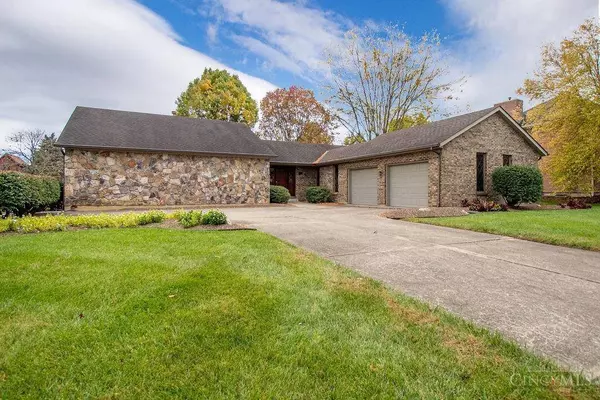 2413 Clara Bea Ln, Fairfield, OH 45014