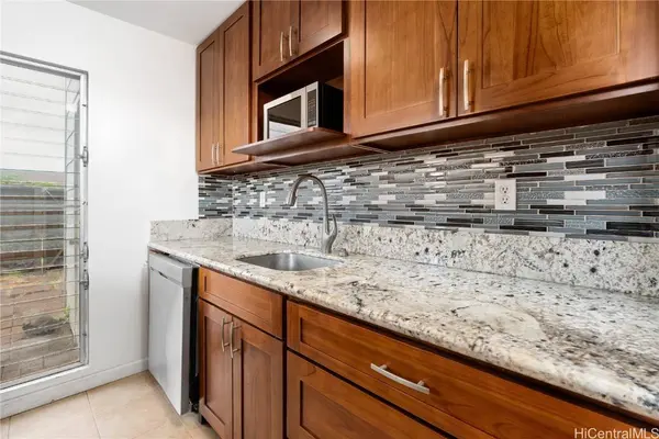 94-411 Lanikuhana PL #1076, Mililani, HI 96789