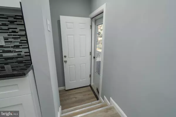 2300 LINCOLN AVE, Claymont, DE 19703