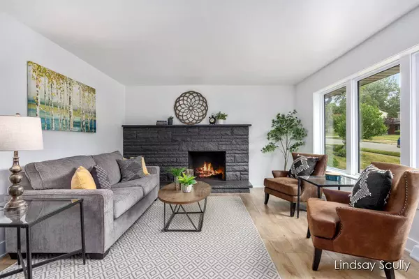 1819 Menominee SE Road, Grand Rapids, MI 49506