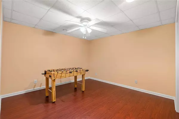 5322 Mulberry Bend CT, Flowery Branch, GA 30542