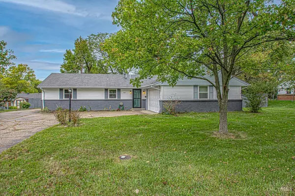 2185 Green Springs Dr, Kettering, OH 45440