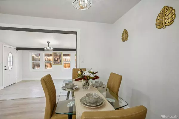 6005 Nelson ST, Arvada, CO 80004