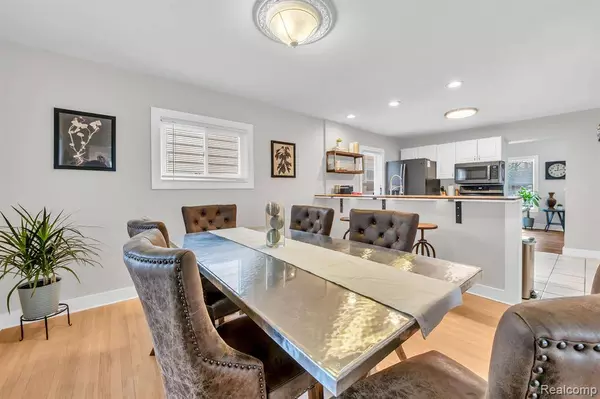 306 Potter Avenue, Royal Oak, MI 48067