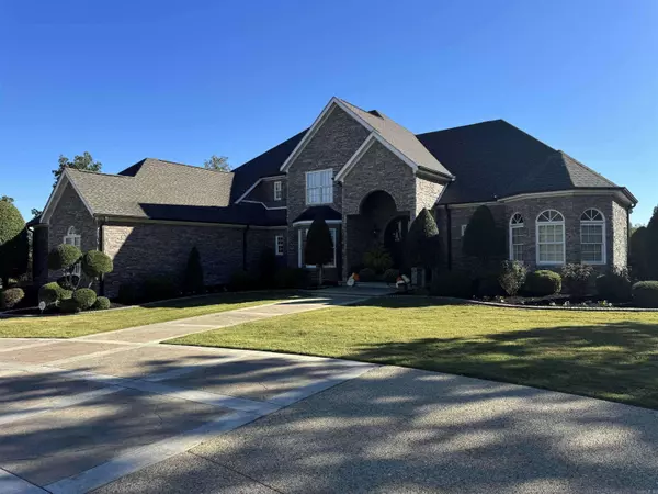 121 CYPRESS PT Drive, Paragould, AR 72450-0000