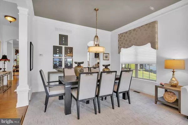 3 SEVILLE CT, West Berlin, NJ 08091