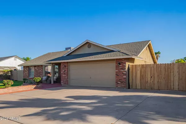 6447 E INGLEWOOD Street, Mesa, AZ 85205