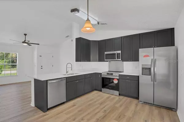 628 MOUNTAIN WAY AVE, Deltona, FL 32738