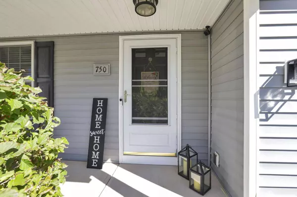 750 Salinger Drive, Lithopolis, OH 43136