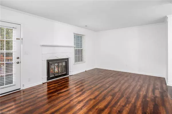 2757 Crosswinds DR, Winston-salem, NC 27127