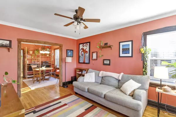 1443 Grove AVE, Berwyn, IL 60402