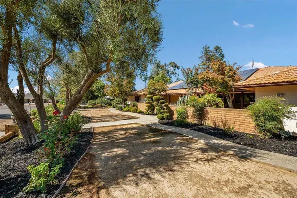 41071 Adobe Way, Madera, CA 93636