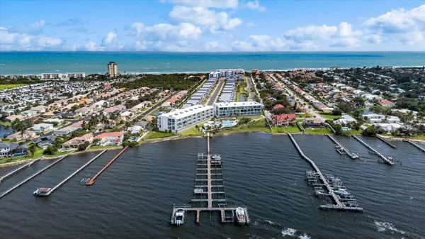 205 STRAND DR #301, Melbourne Beach, FL 32951