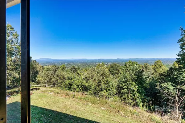 4695 Wild Flower DR, Valdese, NC 28690