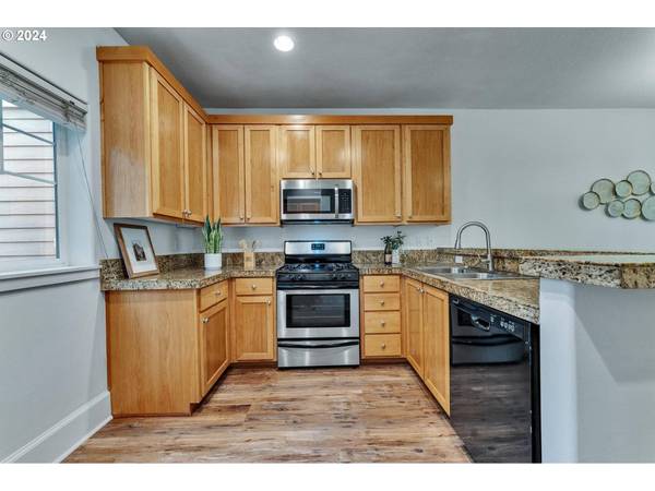 18425 SW STEPPING STONE DR #35, Beaverton, OR 97003