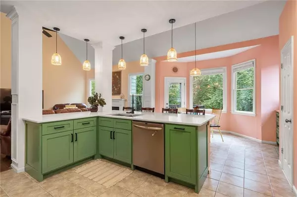 5322 Mulberry Bend CT, Flowery Branch, GA 30542