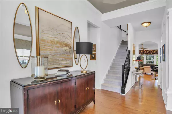 3 SEVILLE CT, West Berlin, NJ 08091