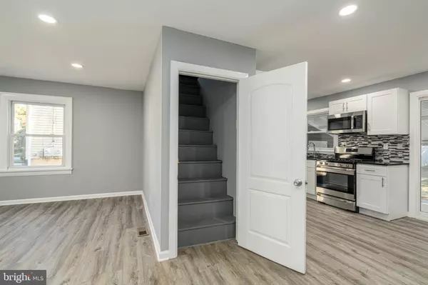 2300 LINCOLN AVE, Claymont, DE 19703