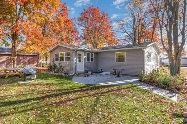 4914 Wixom Drive, Beaverton, MI 48612