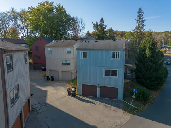 215 Elton Hills DR NW #30, Rochester, MN 55901