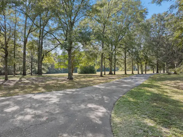 23 Kasie Ln., Sumrall, MS 39482