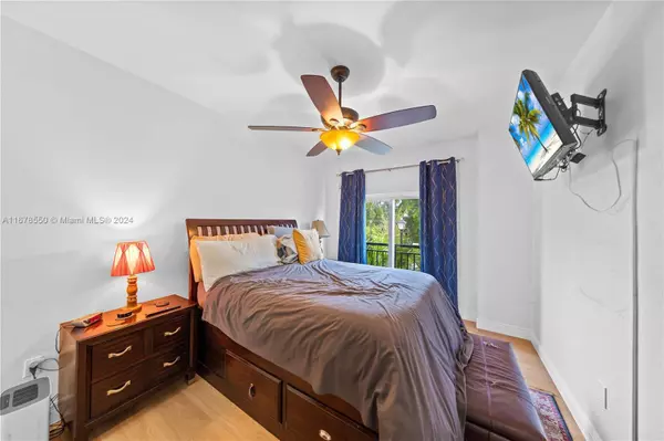 3005 NW 35th Ter, Lauderdale Lakes, FL 33311