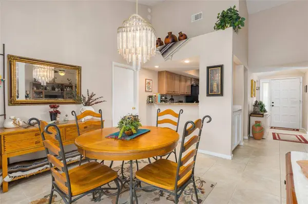 208 W SABAL PALM PL #208, Longwood, FL 32779
