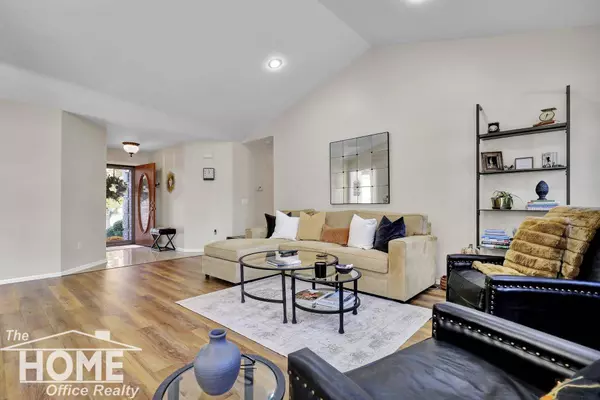 500 Elizabeth Drive, Owosso, MI 48867