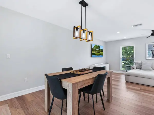 3753 ALLENWOOD ST, Sarasota, FL 34232