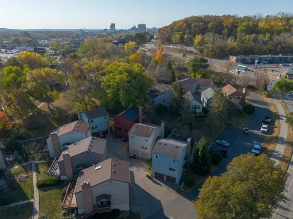 215 Elton Hills DR NW #30, Rochester, MN 55901