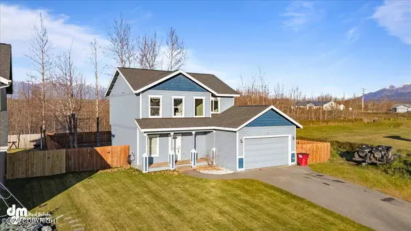 1135 S Felicia ST, Palmer, AK 99645