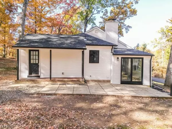 1060 Elm Dr, Bridgewater Twp., NJ 08807